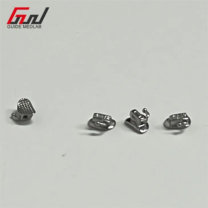 3 orthodontic molar tubes